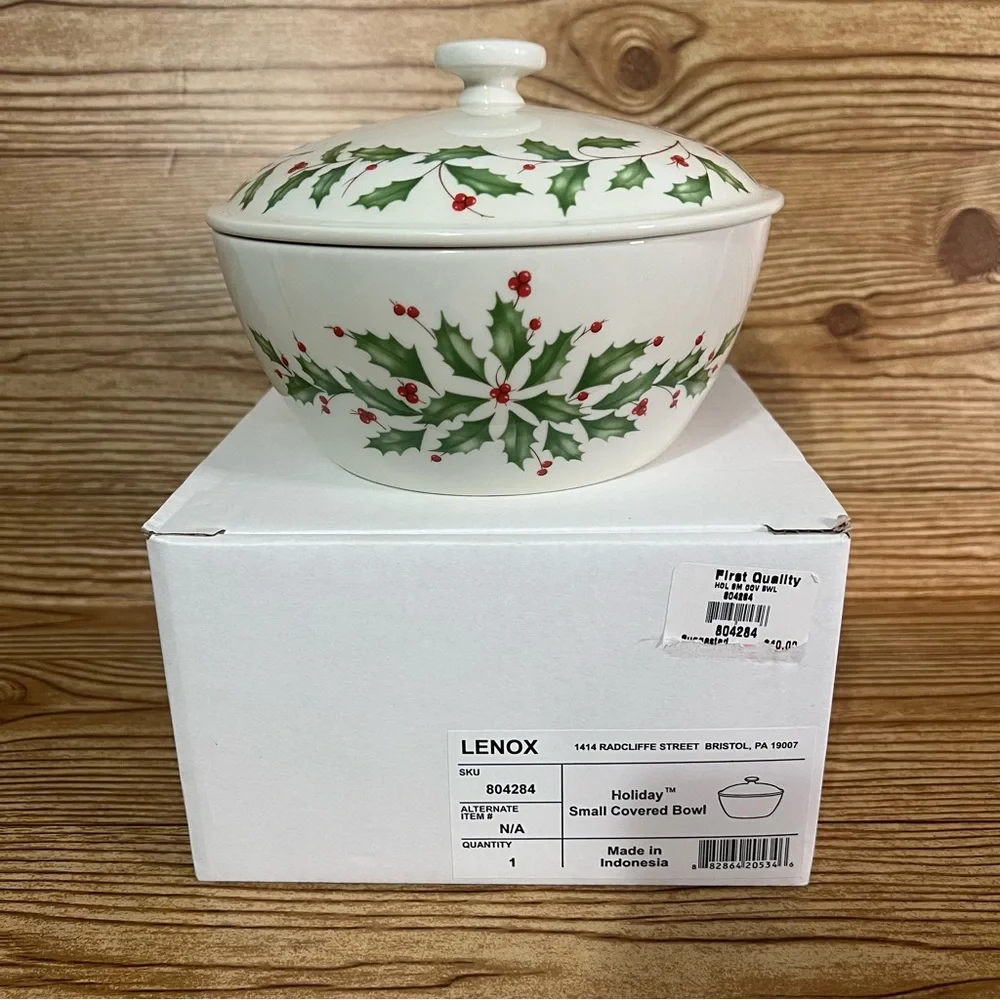 Lenox Holiday Small Covered Bowl 804284 Christmas Holly Lid Dish New In Box